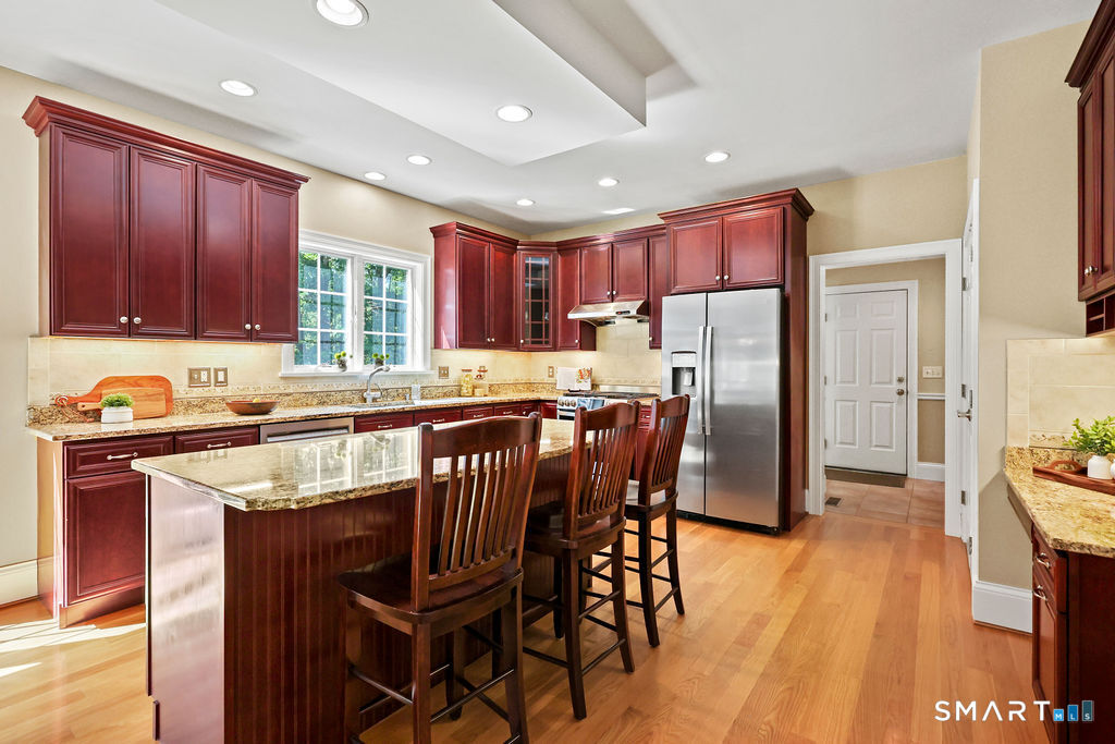 100 Hollister Drive Avon CT 06001