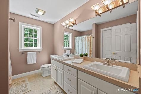 100 Hollister Drive Avon CT 06001