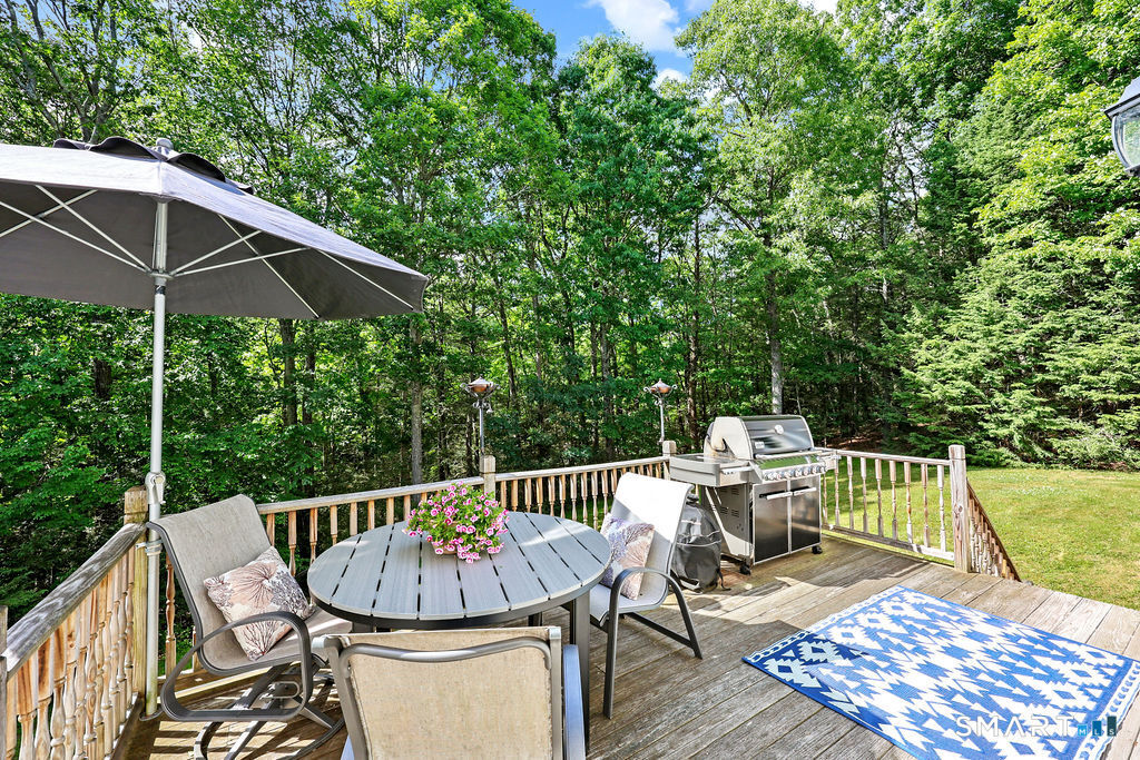 100 Hollister Drive Avon CT 06001