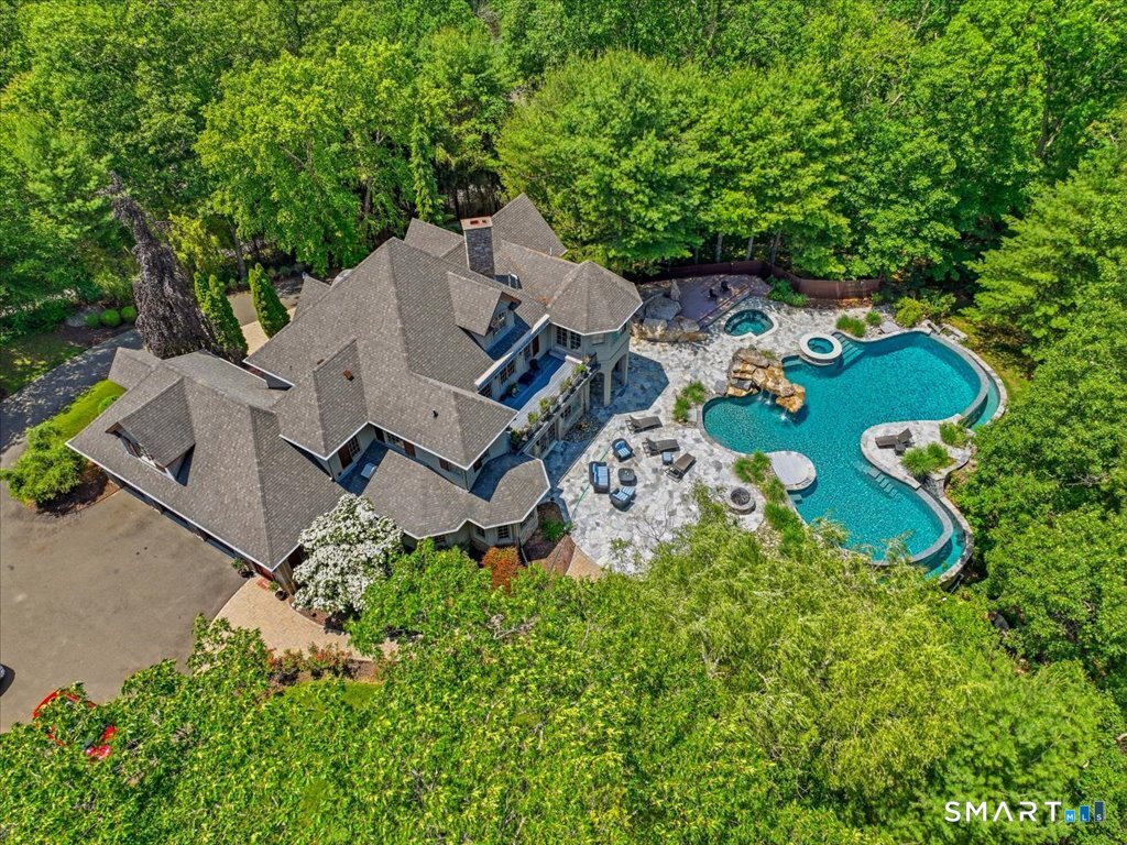 76 Sachem Head Road Guilford CT 06437