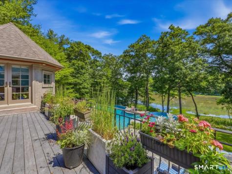 76 Sachem Head Road Guilford CT 06437