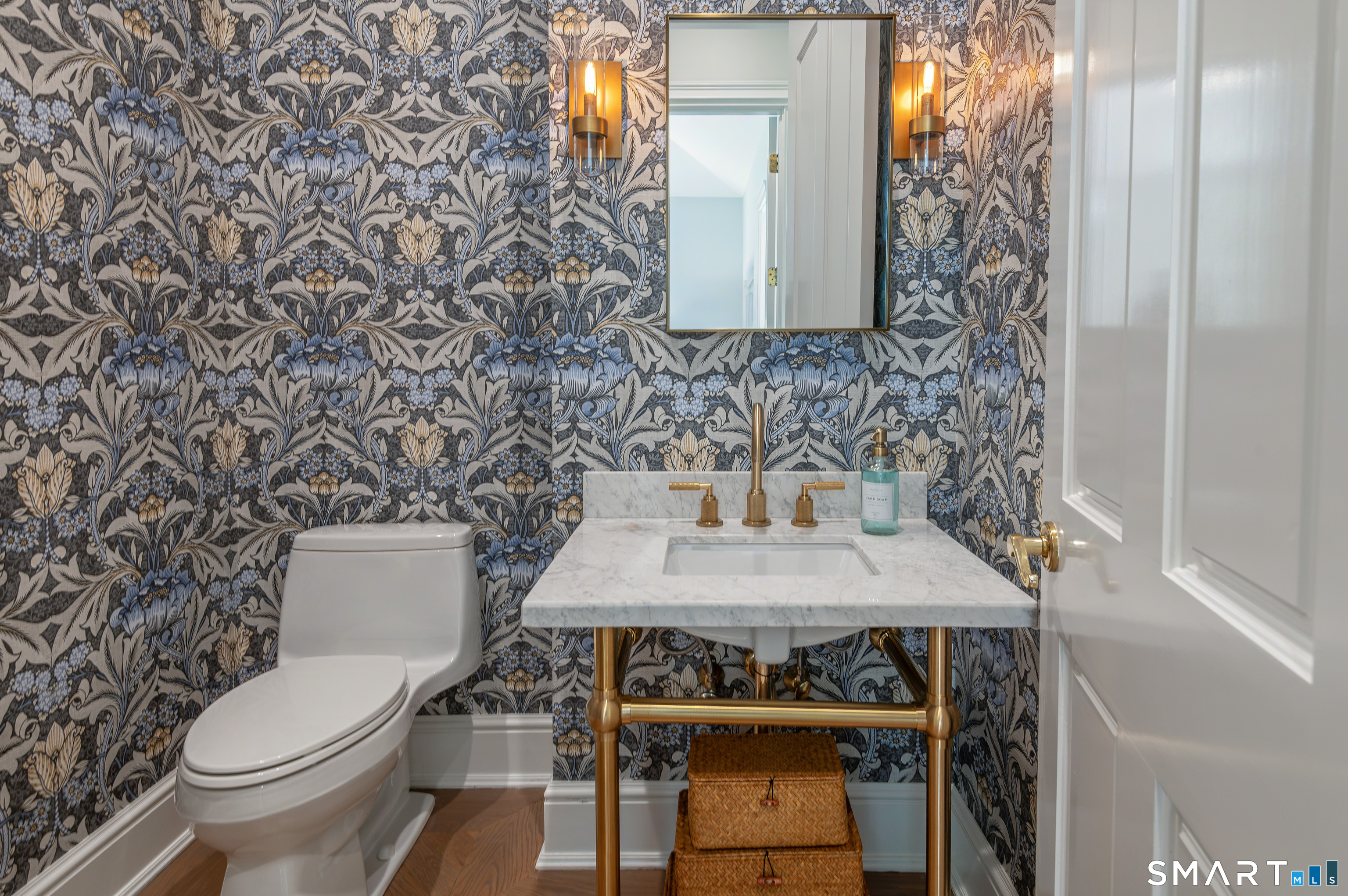 85 Manor Road Ridgefield CT 06877