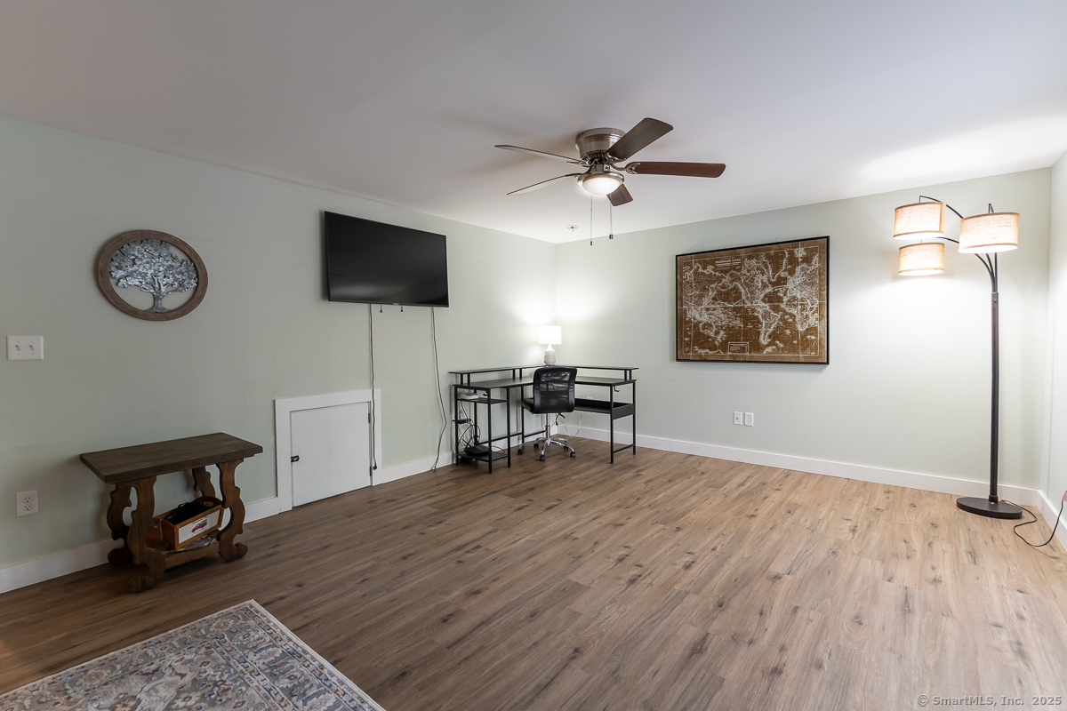 147 Pequot Avenue Groton CT 06355