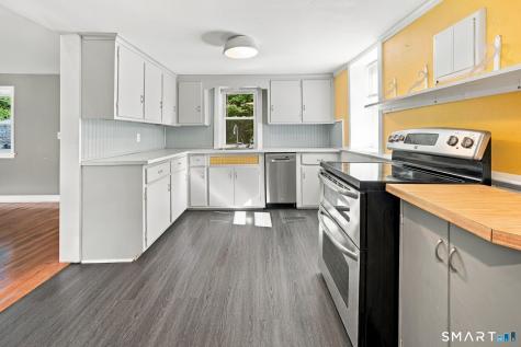 39 Hemlock Road East Granby CT 06026