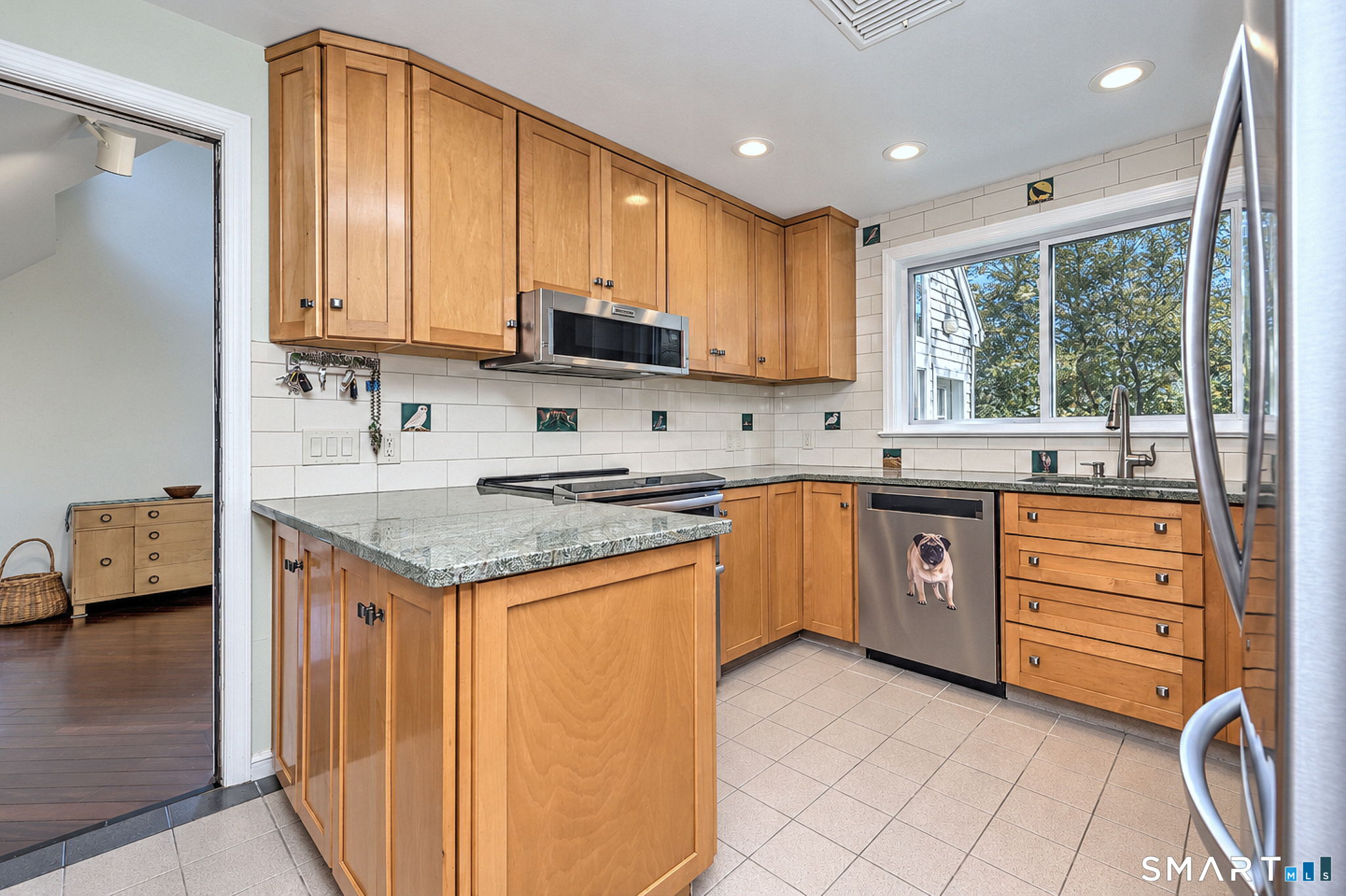 197 Maplewood Avenue Milford CT 06460