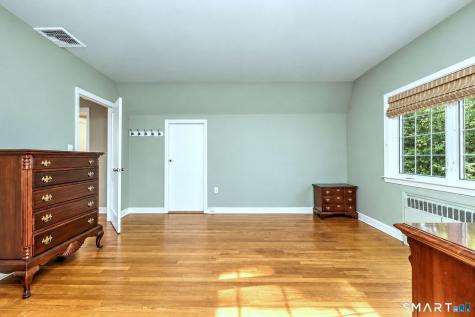 197 Maplewood Avenue Milford CT 06460