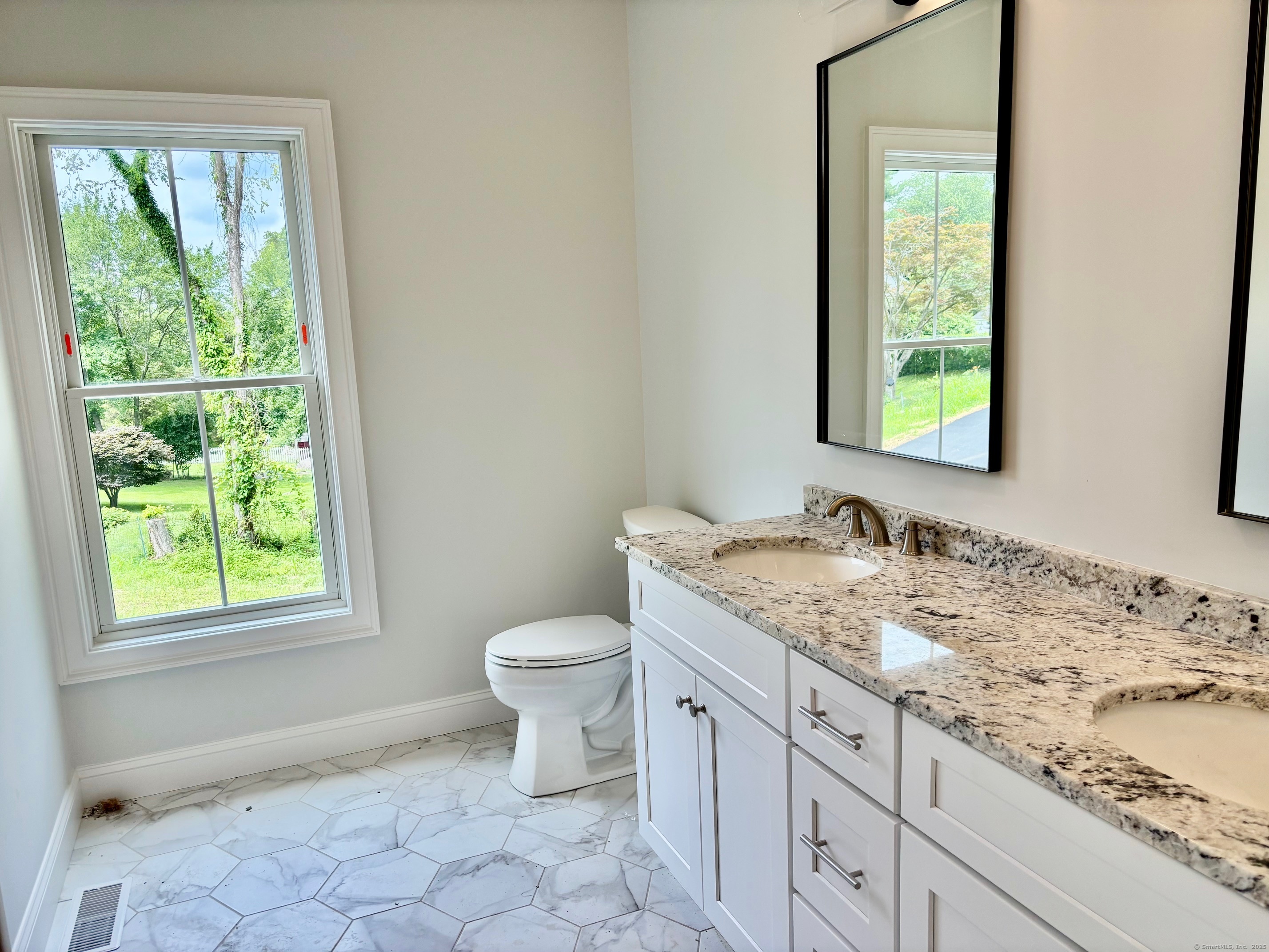 2 Garry Knolls Danbury CT 06810