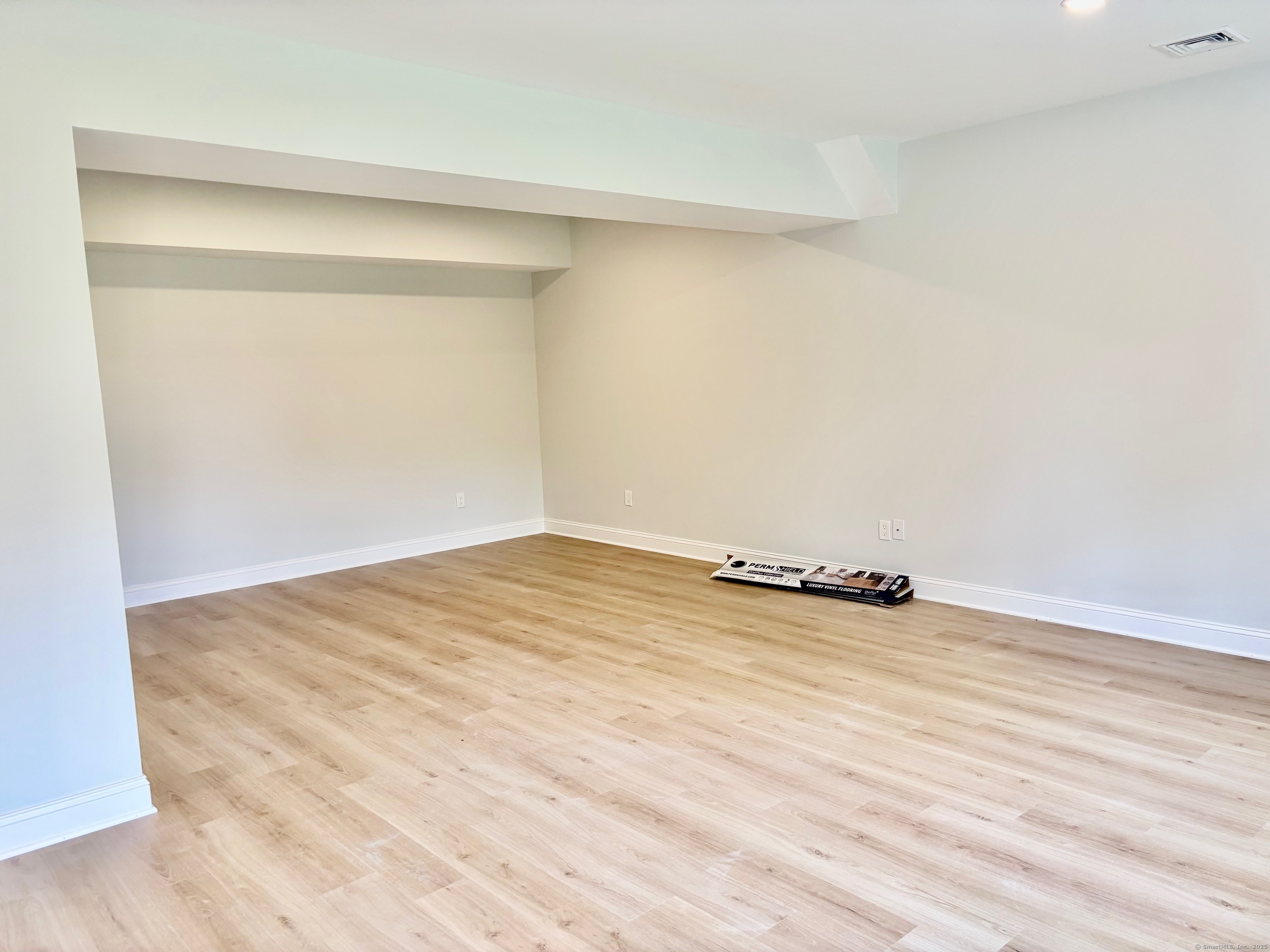 2 Garry Knolls Danbury CT 06810