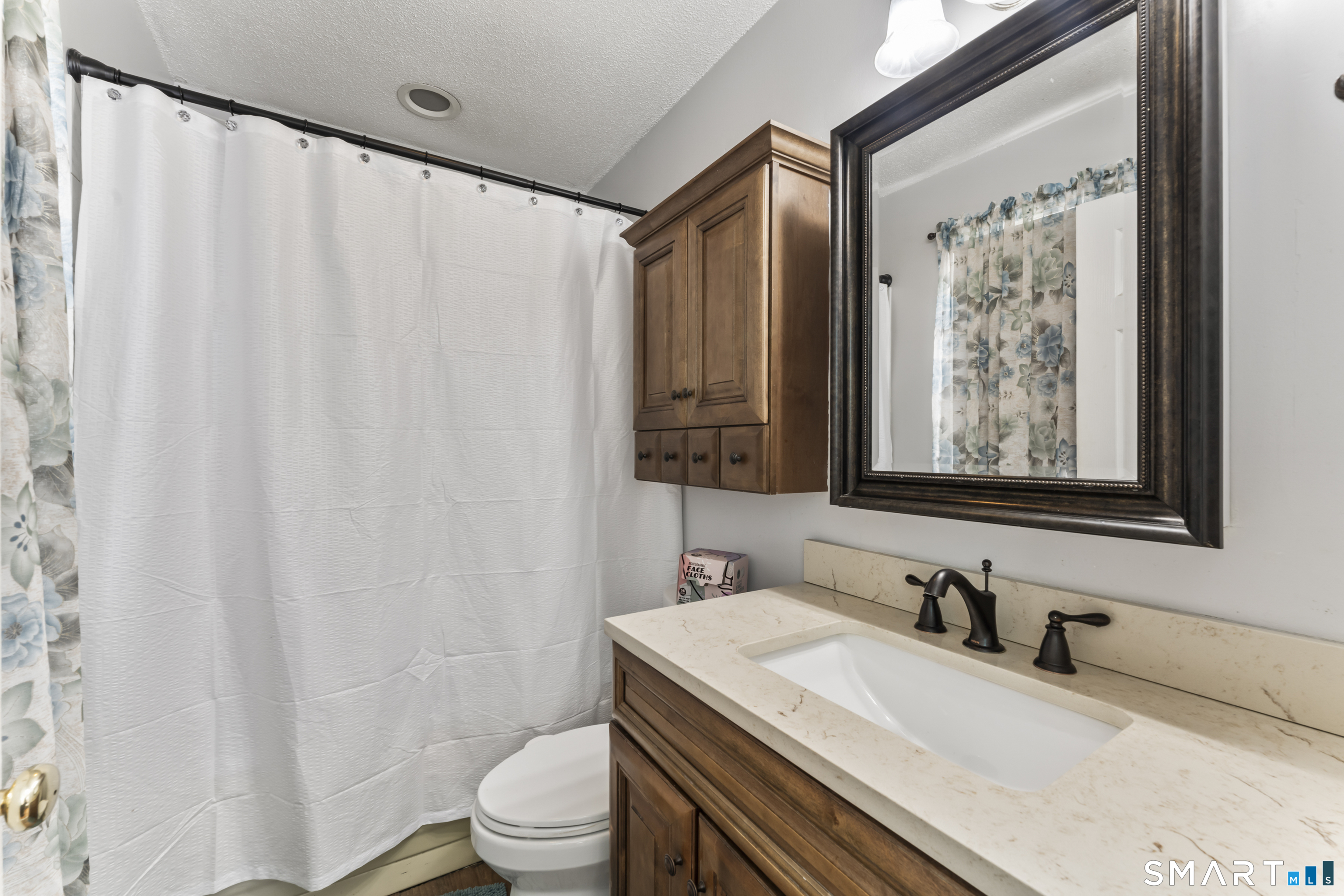 71 Sentinel Hill Road Derby CT 06418