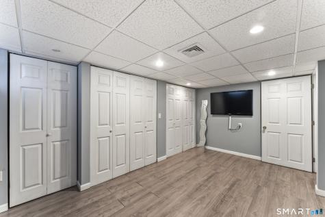 71 Sentinel Hill Road Derby CT 06418