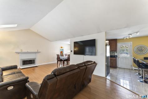 71 Sentinel Hill Road Derby CT 06418