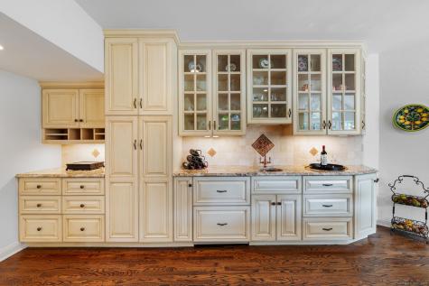 9 Cobtail Way Simsbury CT 06070