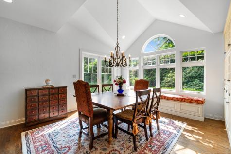 9 Cobtail Way Simsbury CT 06070