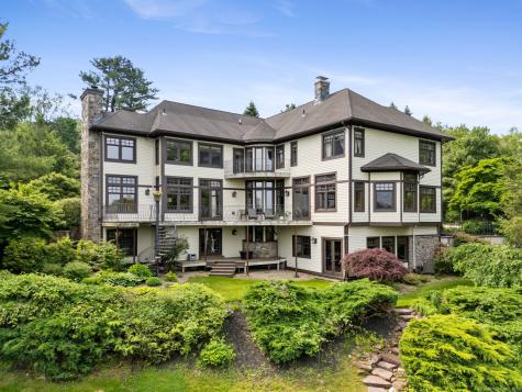 9 Cobtail Way Simsbury CT 06070