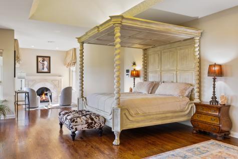 9 Cobtail Way Simsbury CT 06070