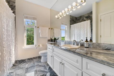 9 Cobtail Way Simsbury CT 06070