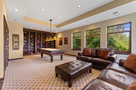 9 Cobtail Way Simsbury CT 06070