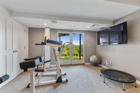 9 Cobtail Way Simsbury CT 06070