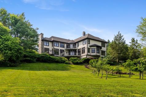 9 Cobtail Way Simsbury CT 06070