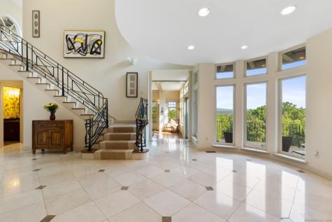 9 Cobtail Way Simsbury CT 06070