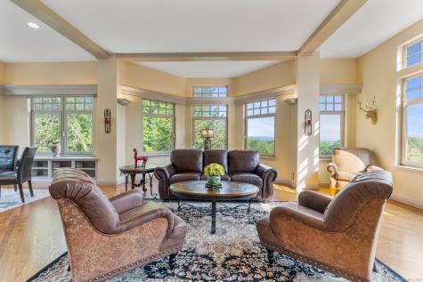 9 Cobtail Way Simsbury CT 06070