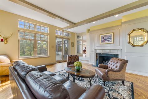 9 Cobtail Way Simsbury CT 06070