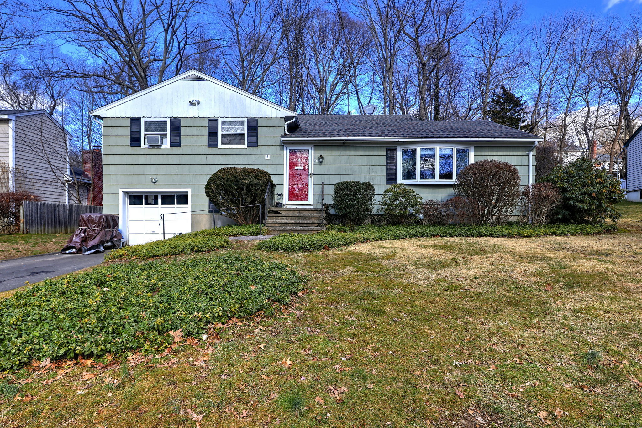 218 Woods End Road Fairfield CT 06824