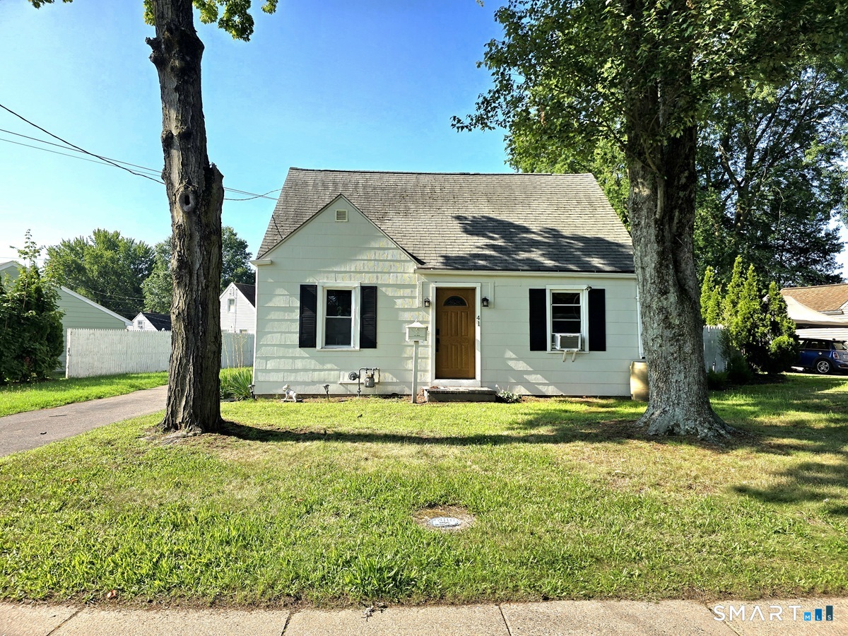 41 Hockanum Drive East Hartford CT 06118