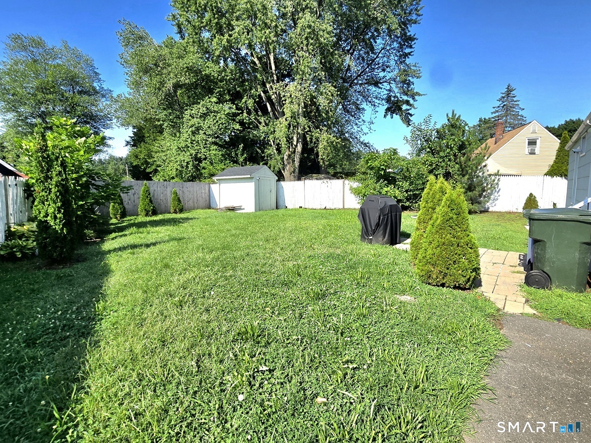 41 Hockanum Drive East Hartford CT 06118