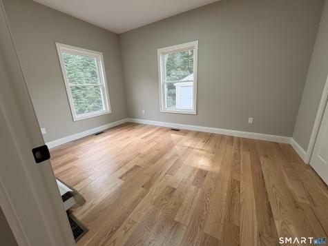 7 Pickney Avenue Plainville CT 06062