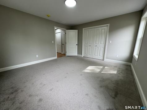 7 Pickney Avenue Plainville CT 06062