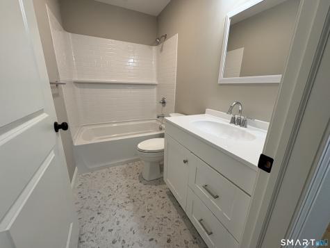 7 Pickney Avenue Plainville CT 06062