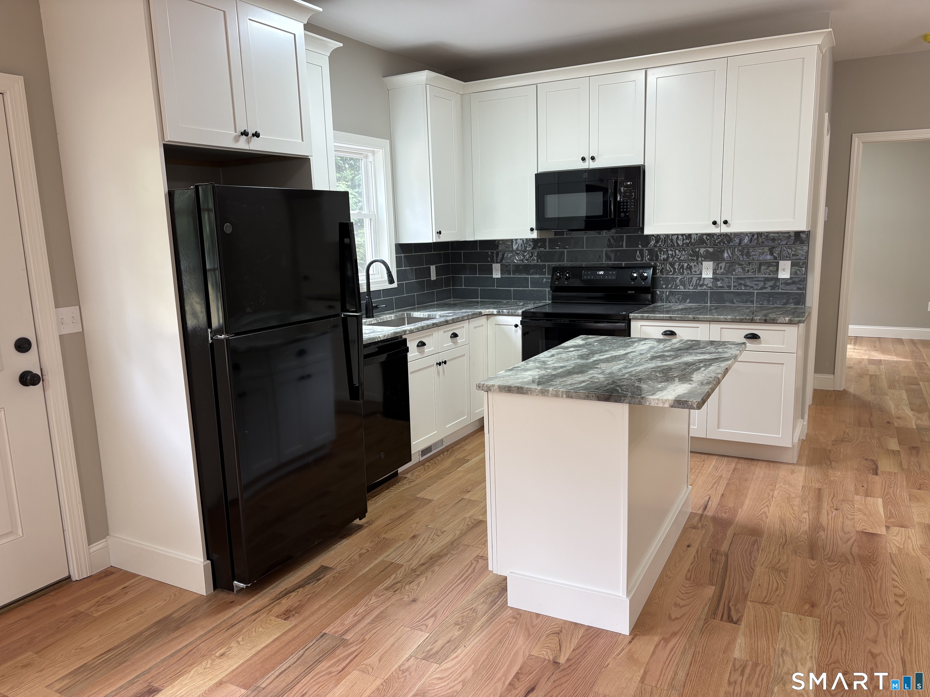 7 Pickney Avenue Plainville CT 06062