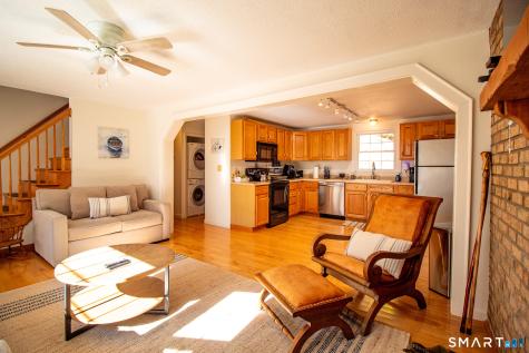 10 West Side Drive Barkhamsted CT 06063