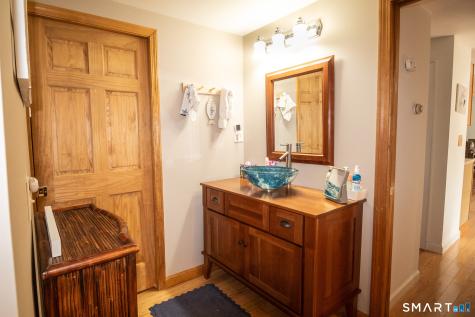 10 West Side Drive Barkhamsted CT 06063