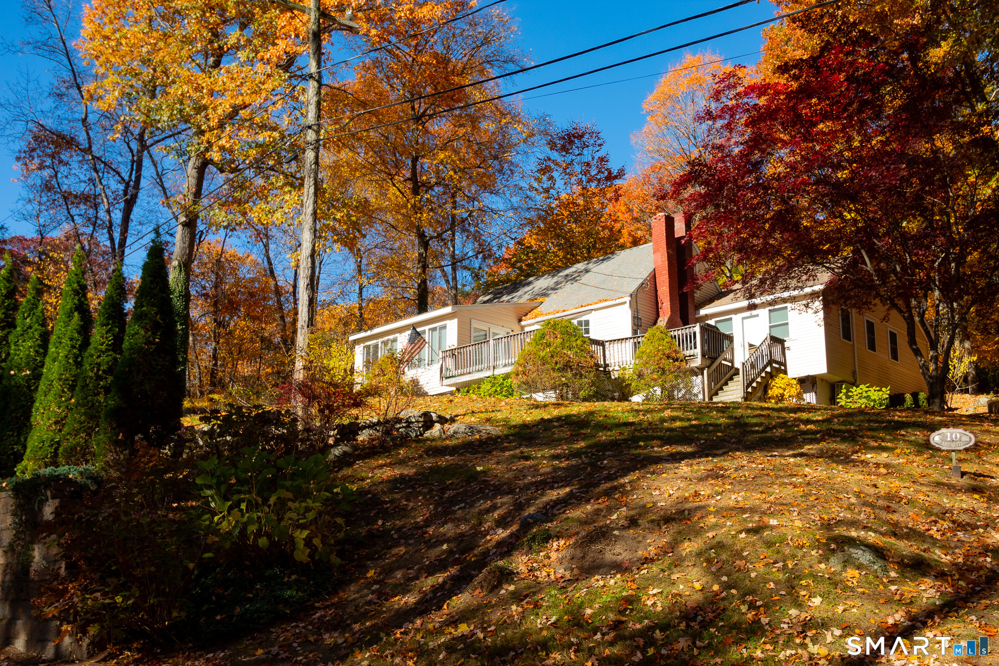 10 West Side Drive Barkhamsted CT 06063