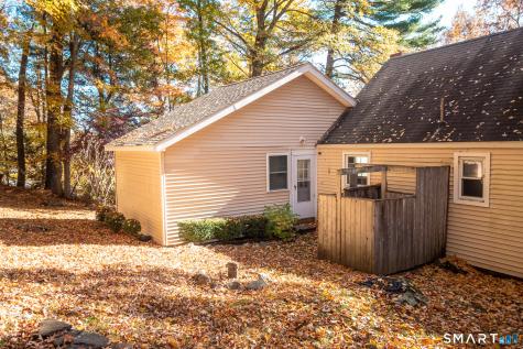 10 West Side Drive Barkhamsted CT 06063