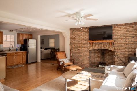 10 West Side Drive Barkhamsted CT 06063