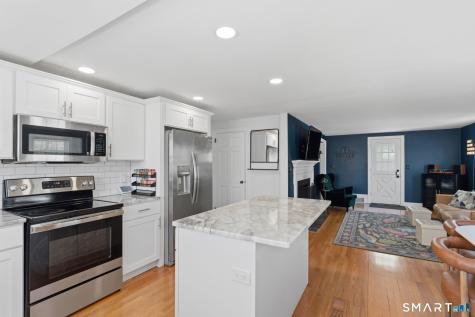 21 Echo Lane West Hartford CT 06107