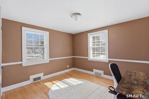 21 Echo Lane West Hartford CT 06107