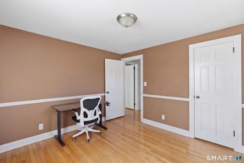 21 Echo Lane West Hartford CT 06107