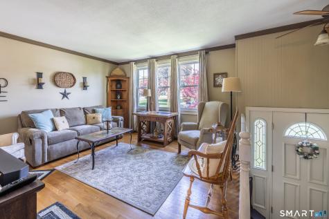 14 Hotchkiss Drive Bristol CT 06010