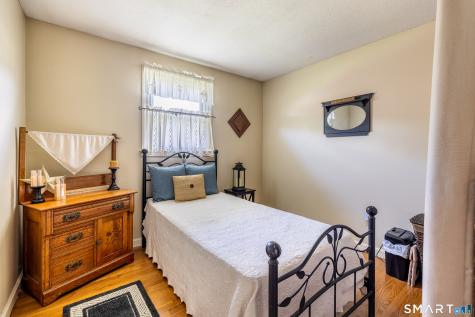 14 Hotchkiss Drive Bristol CT 06010