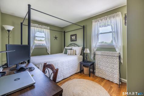 14 Hotchkiss Drive Bristol CT 06010