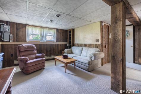 14 Hotchkiss Drive Bristol CT 06010