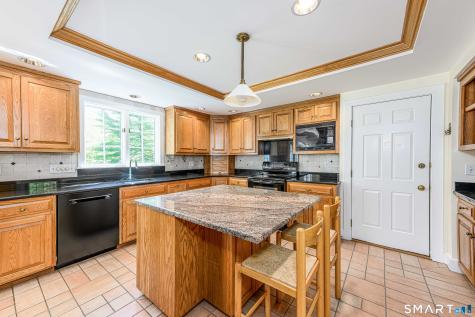 191 Saddle Hill Drive Guilford CT 06437