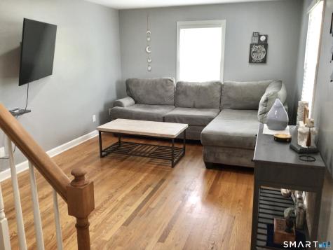 28 Thayer Road Hamden CT 06514
