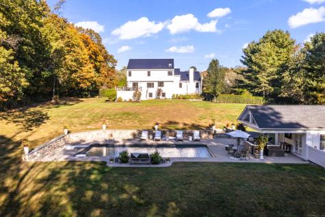 40 Great Ring Road Newtown CT 06482