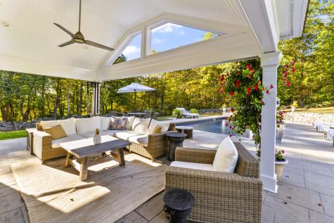 40 Great Ring Road Newtown CT 06482