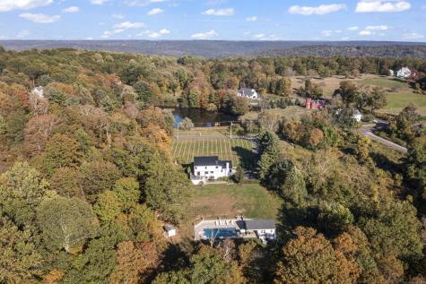 40 Great Ring Road Newtown CT 06482